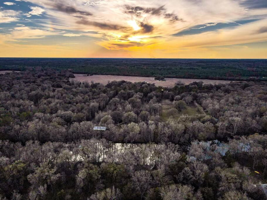 Huck'S Hideaway Near The Santa Fe River Fort White Exterior foto